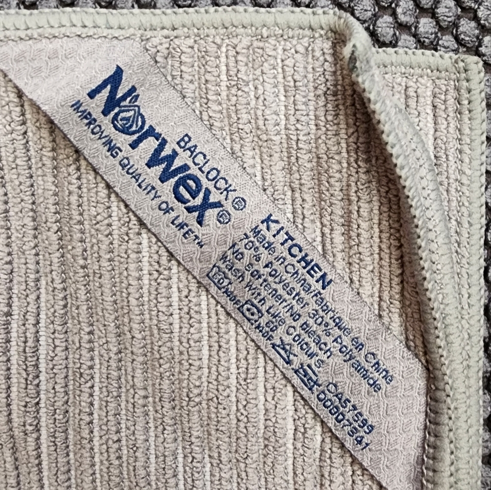 Norwex Channel Textured Kitchen Clothes. - Picture 4 of 4